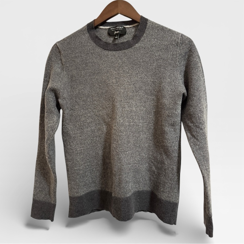 Banana Republic Italian Merino Wool Crewneck Sweater – Fits S/M (Tagged L)